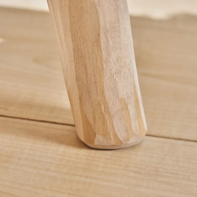 Tabouret en tissu Bohème avec base en bois d'eucalyptus