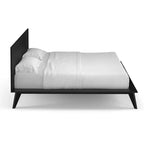 Lit plateforme king size avec tête de lit en bois
