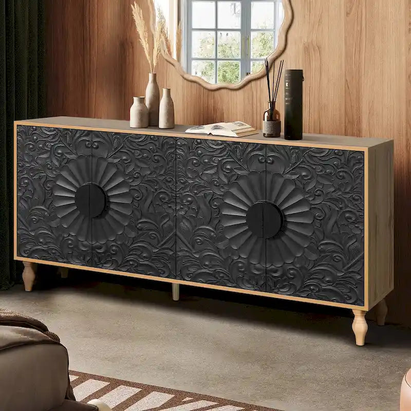 Meuble de rangement avec portes sculptées symétriques